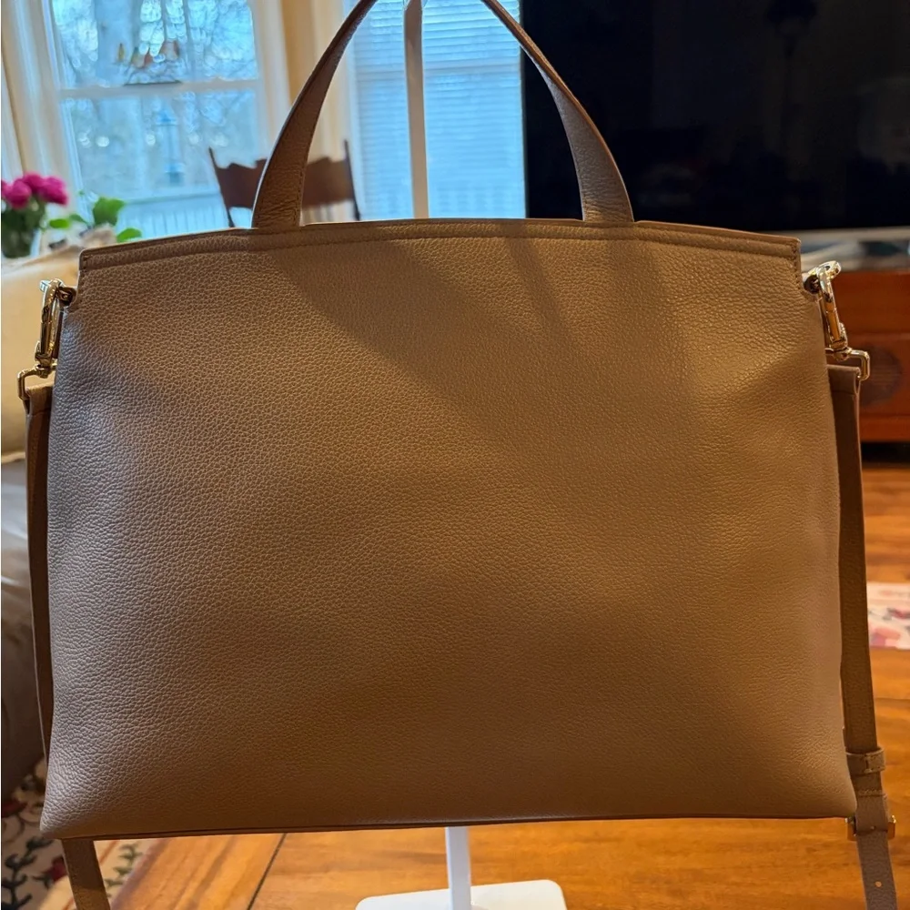 Oh so Chic Furla Leather Top Handle Bag in Tiramisu - Picture 2 of 10
